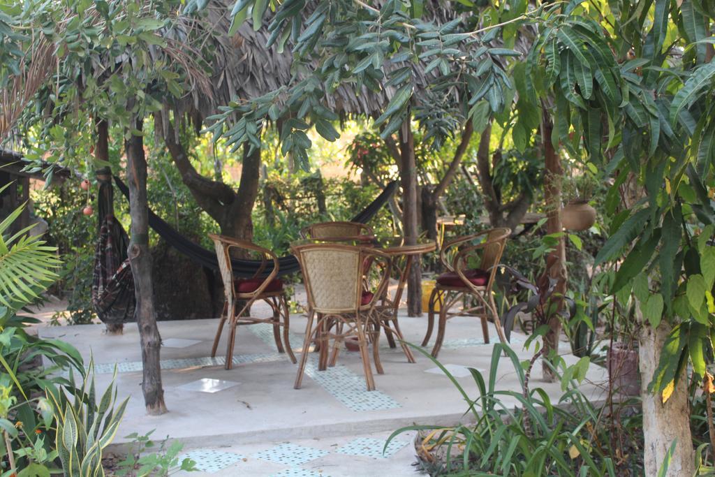 Garden Guesthouse Kampong Chhnang Bagian luar foto
