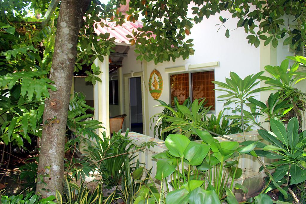 Garden Guesthouse Kampong Chhnang Bagian luar foto