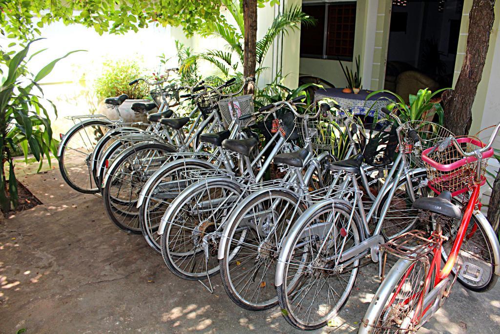 Garden Guesthouse Kampong Chhnang Bagian luar foto