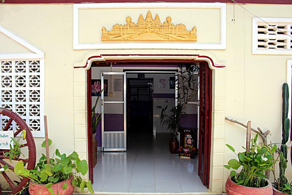 Garden Guesthouse Kampong Chhnang Bagian luar foto